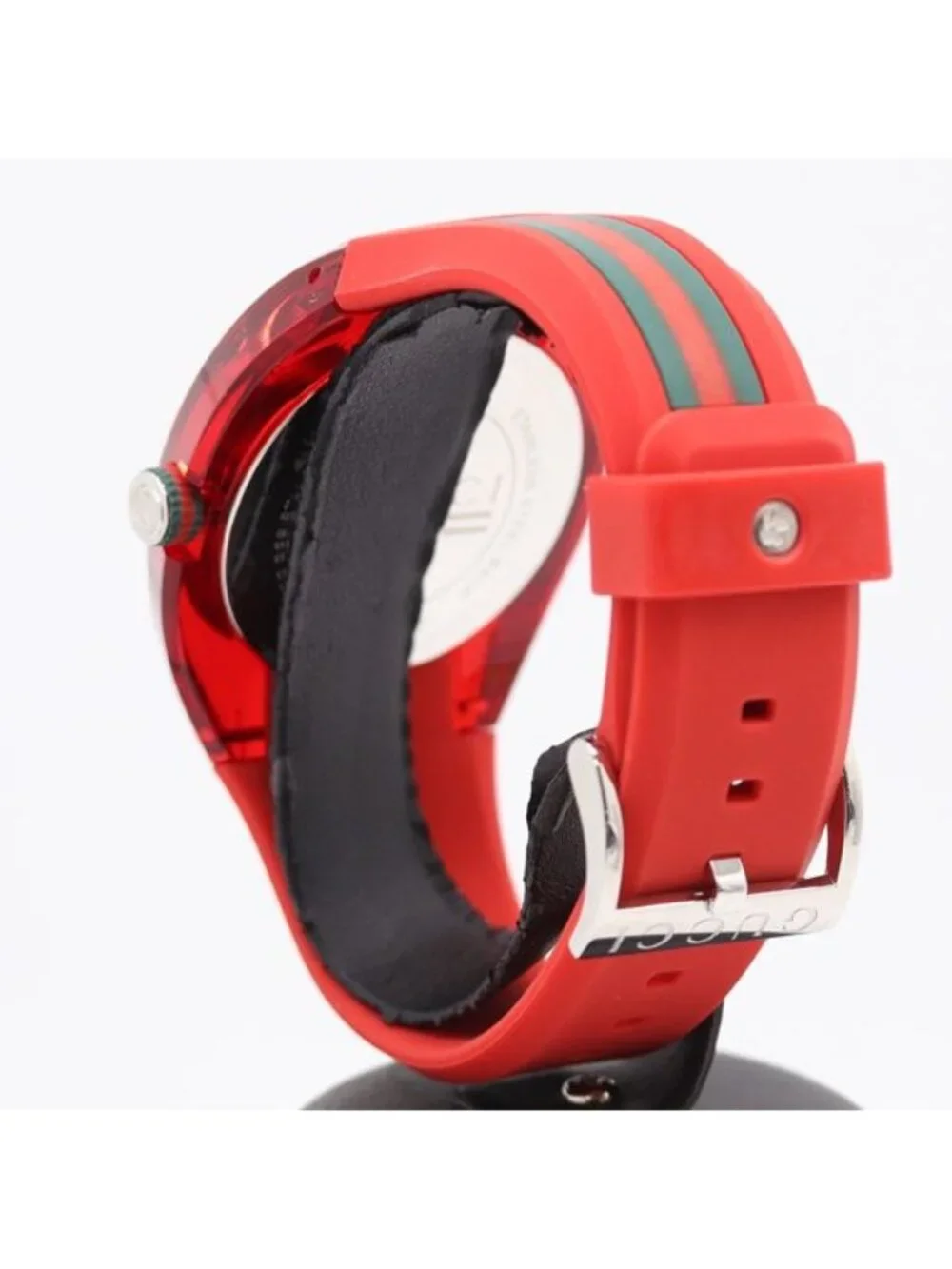 Gucci Sync 137.1 Quartz Date Red Dial Watch